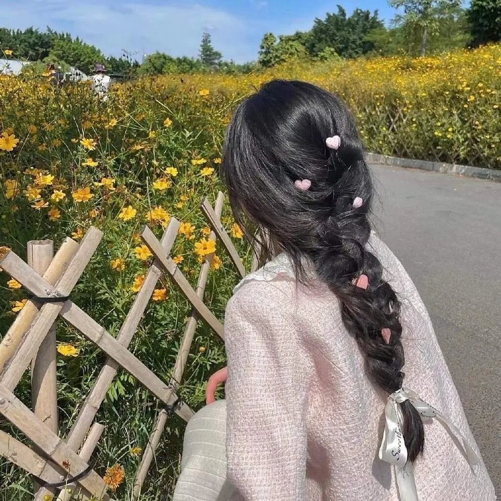 同龄人